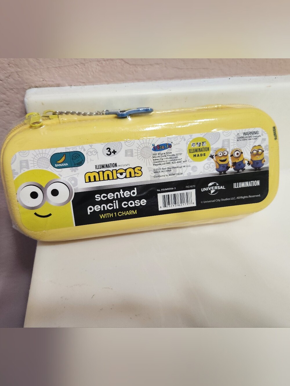 NIP Minions Scented Pencil Case with Zipper Charm - Banana Scented